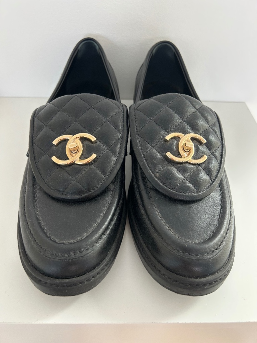 Chanel turnlock loafers size 39C